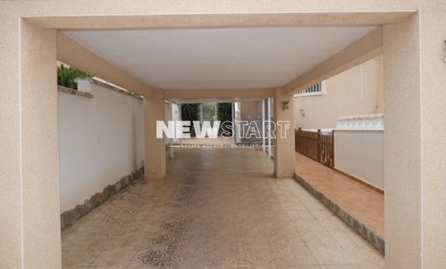 Resale - Detached - La Marina - Urb. La Marina