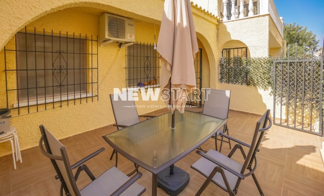 Herverkoop - Rijtjeswoning - La Marina - Urb. La Marina