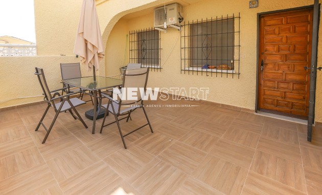 Herverkoop - Rijtjeswoning - La Marina - Urb. La Marina