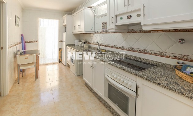 Resale - Semi-Detached - La Marina - Urb. El Oasis