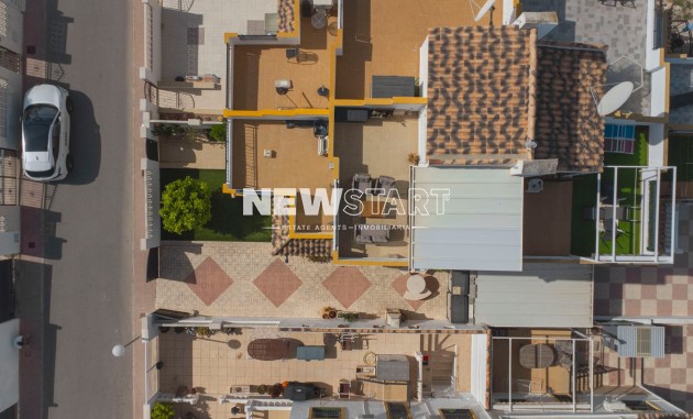 Resale - Quad - La Marina - Urb. La Marina