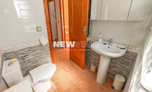 Resale - Quad - La Marina - Urb. La Marina