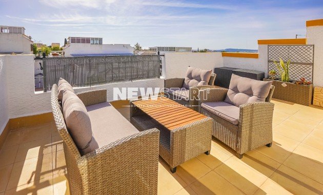 Resale - Quad - La Marina - Urb. La Marina