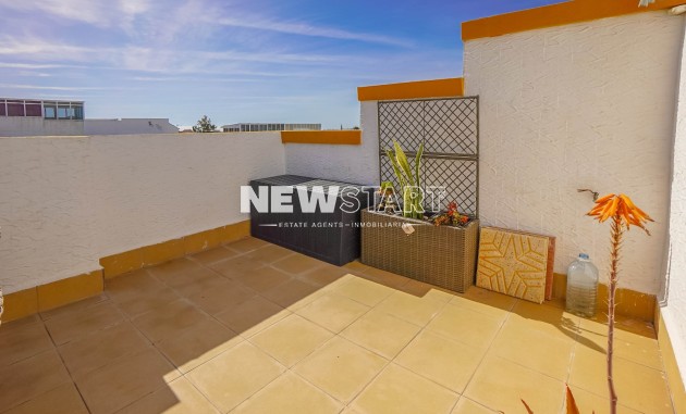 Resale - Quad - La Marina - Urb. La Marina