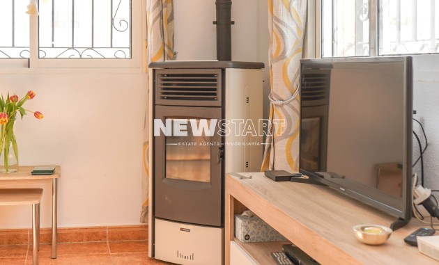 Resale - Quad - La Marina - Urb. La Marina