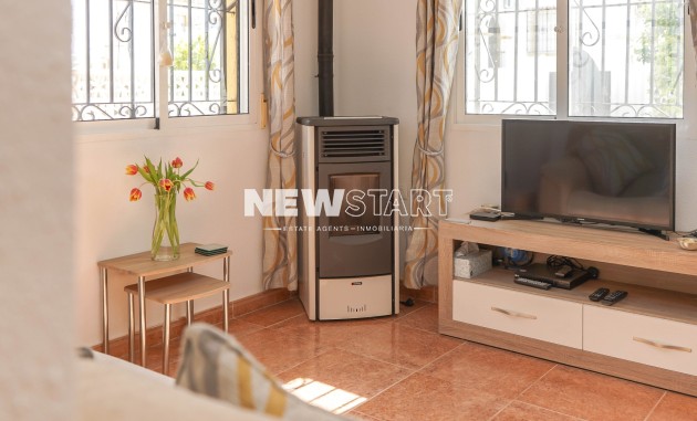 Resale - Quad - La Marina - Urb. La Marina