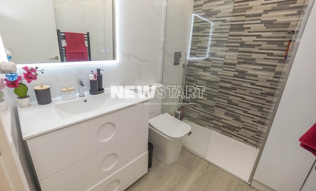 Resale - Apartment - Guardamar del Segura