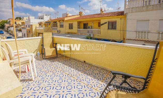 Resale - Townhouse - La Marina - Urb. La Marina