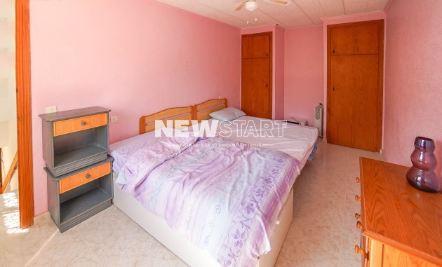 Resale - Townhouse - La Marina - Urb. La Marina