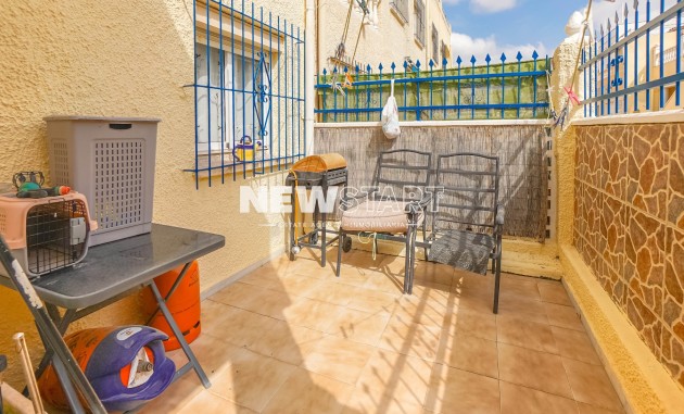 Resale - Townhouse - La Marina - Urb. La Marina