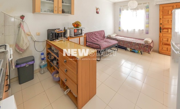 Herverkoop - Rijtjeswoning - La Marina - Urb. La Marina