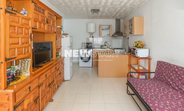 Herverkoop - Rijtjeswoning - La Marina - Urb. La Marina