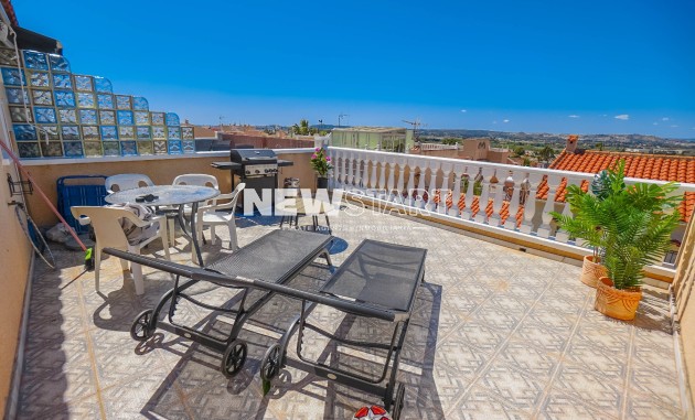 Resale - Townhouse - La Marina - Urb. La Marina