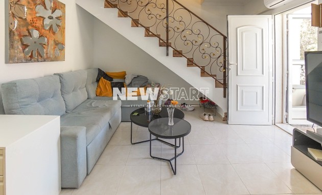 Resale - Townhouse - La Marina - Urb. La Marina