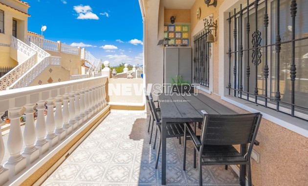 Resale - Townhouse - La Marina - Urb. La Marina