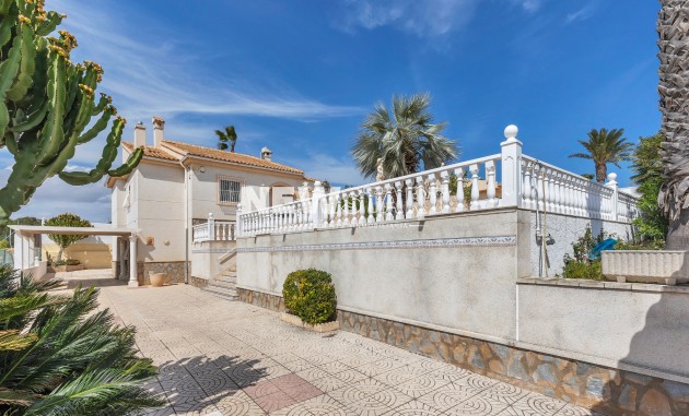 Resale - Detached - La Marina - Urb. La Marina