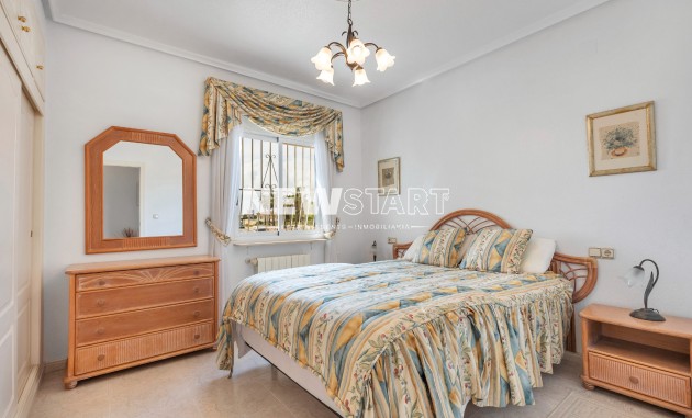 Resale - Detached - La Marina - Urb. La Marina