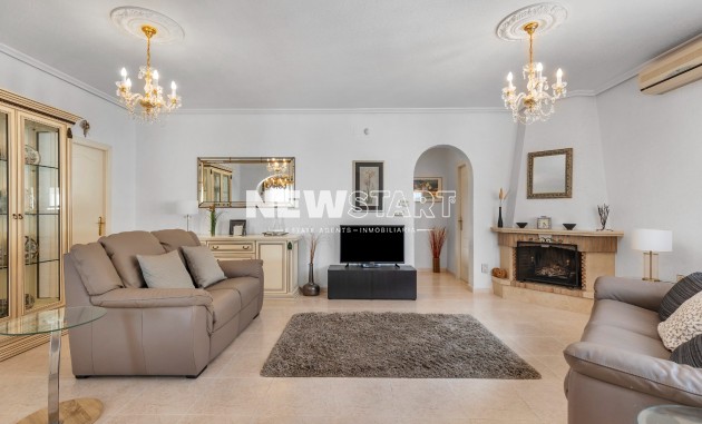 Resale - Detached - La Marina - Urb. La Marina