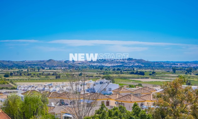 Resale - Townhouse - La Marina - Urb. La Marina