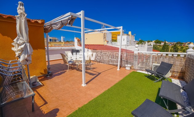 Resale - Townhouse - La Marina - Urb. La Marina