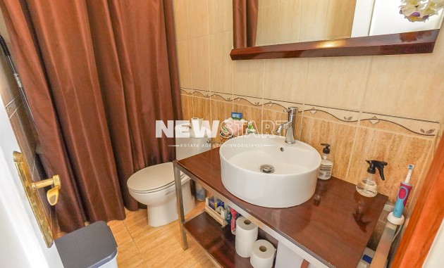 Resale - Townhouse - La Marina - Urb. La Marina