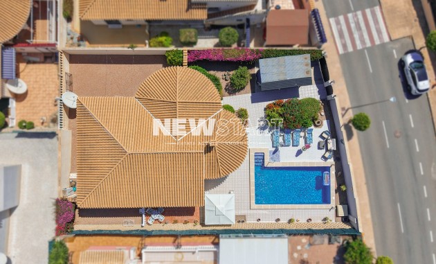 Resale - Detached - La Marina - Urb. La Marina