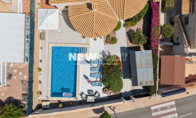 Resale - Detached - La Marina - Urb. La Marina