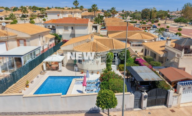 Resale - Detached - La Marina - Urb. La Marina
