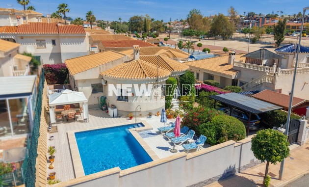 Resale - Detached - La Marina - Urb. La Marina