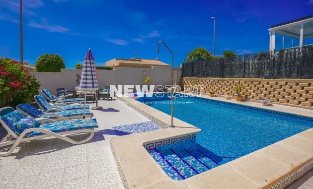 Resale - Detached - La Marina - Urb. La Marina