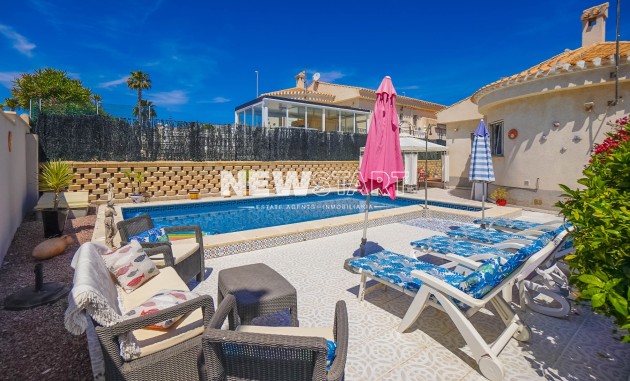 Resale - Detached - La Marina - Urb. La Marina