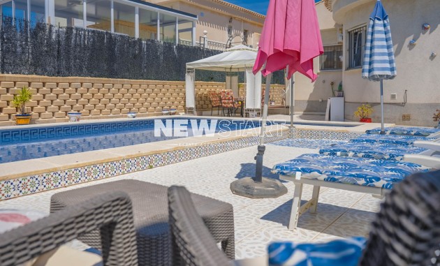 Resale - Detached - La Marina - Urb. La Marina