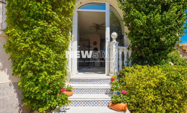 Resale - Detached - La Marina - Urb. La Marina