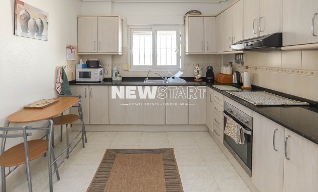 Resale - Detached - La Marina - Urb. La Marina