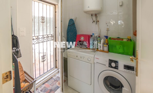 Resale - Detached - La Marina - Urb. La Marina