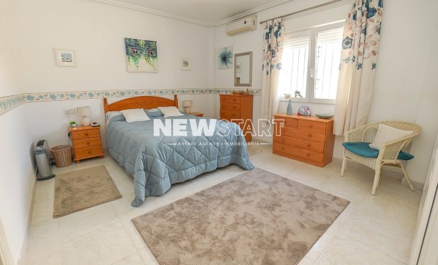 Resale - Detached - La Marina - Urb. La Marina