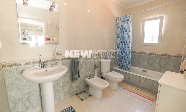 Resale - Detached - La Marina - Urb. La Marina
