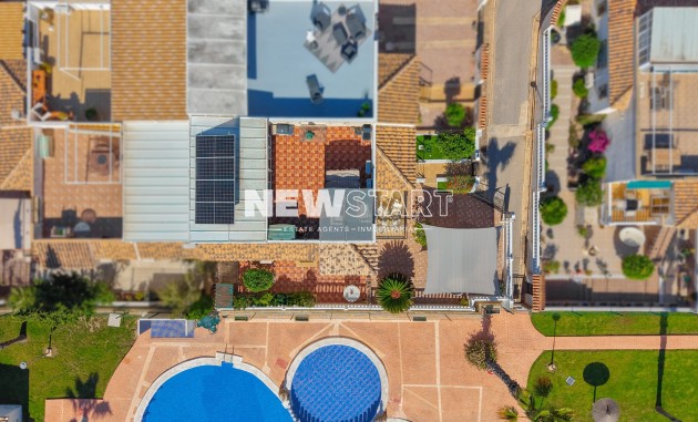 Resale - Quad - La Marina - Urb. La Marina