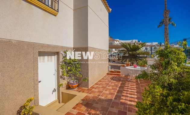 Resale - Quad - La Marina - Urb. La Marina