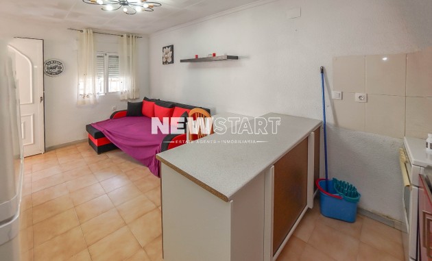 Resale - Townhouse - La Marina - Urb. La Marina