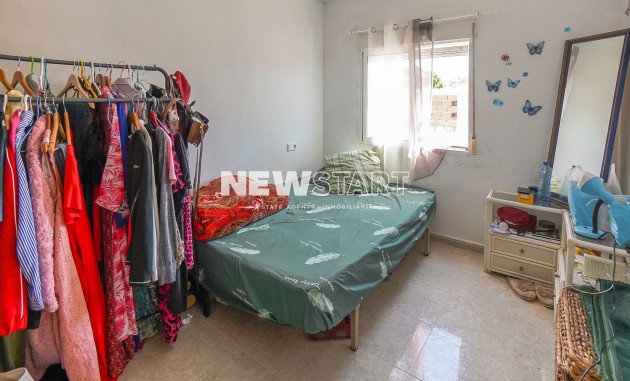 Resale - Townhouse - La Marina - Urb. La Marina