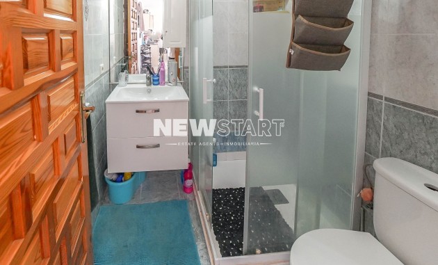 Resale - Townhouse - La Marina - Urb. La Marina