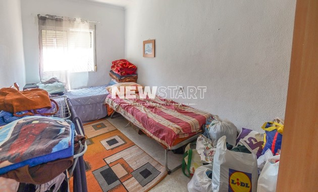 Resale - Townhouse - La Marina - Urb. La Marina