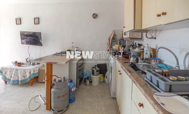 Resale - Townhouse - La Marina - Urb. La Marina