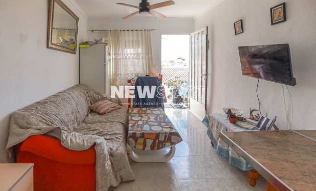 Resale - Townhouse - La Marina - Urb. La Marina