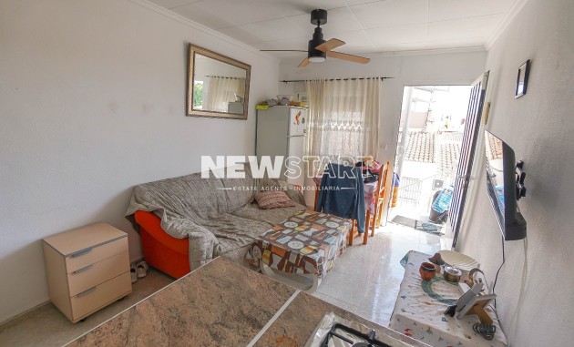 Resale - Townhouse - La Marina - Urb. La Marina