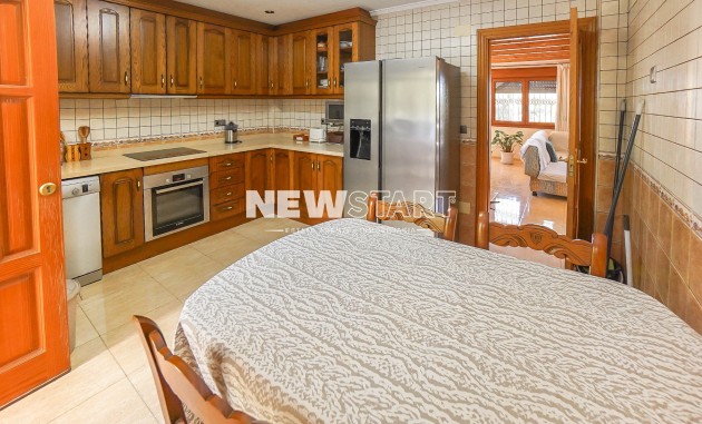 Resale - Detached - La Marina - Urb. La Marina