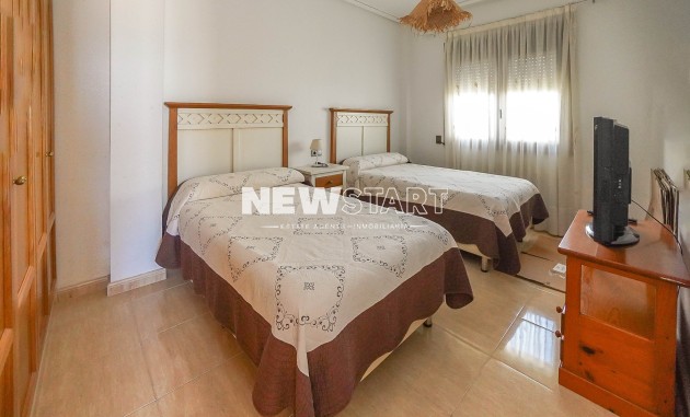 Resale - Detached - La Marina - Urb. La Marina