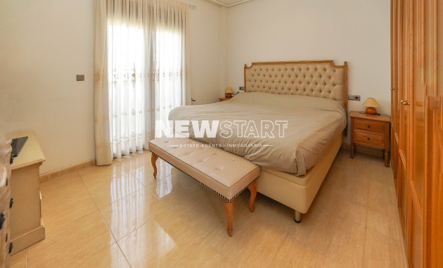 Resale - Detached - La Marina - Urb. La Marina