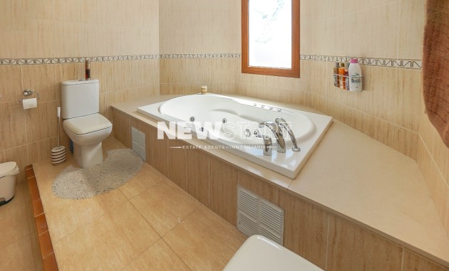 Resale - Detached - La Marina - Urb. La Marina